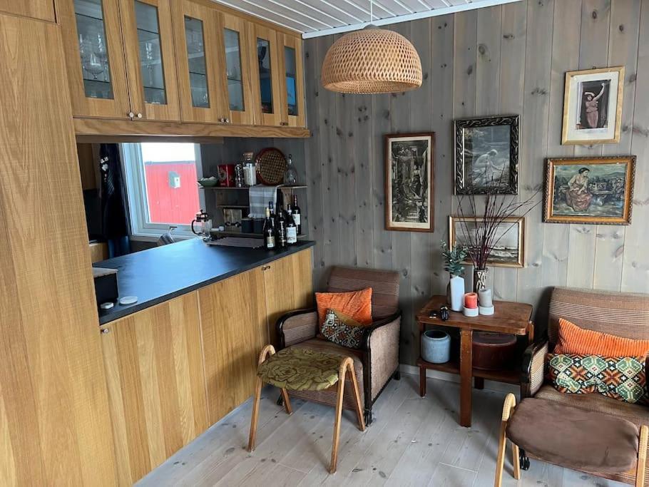 Cabin By The Fjord Oksendalsora Exterior photo